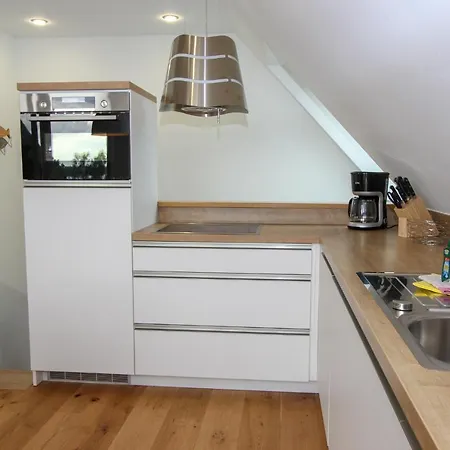 Schilfkante - Am Ufer * וויק